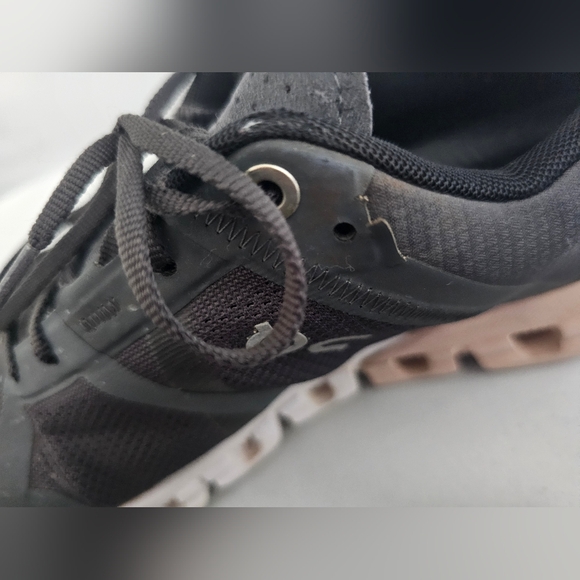 On Cloudflow in Rock Rose Colorway Gray / Pink Women’s 7 - Picture 8 of 15